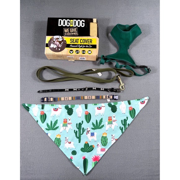 Dog Accessories Lot Seat Cover Harness Leashes Collars Bandana Puppies - Picture 7 of 7